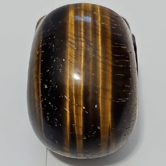 3" Tiger's Eye Skull Crystal Carving - Picture 9 of 10